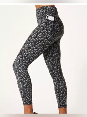 Sweaty Betty 7/8 Length Power Black and Gray Print Leggings - M